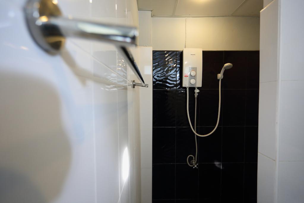 Aparthotel The One Phetchabun Zimmer foto