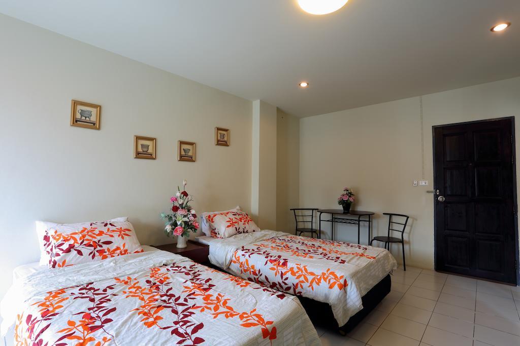 Aparthotel The One Phetchabun Zimmer foto