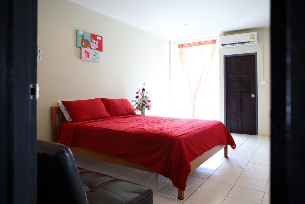 Aparthotel The One Phetchabun Zimmer foto